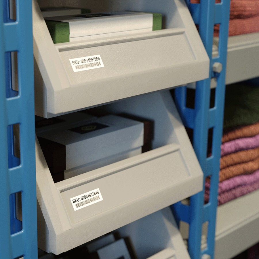 Brother QL-1100 QL1100CYJ1 tlačiareň štítkov.
Tlač štítkov až do šírky 103.6 mm
Rýchlosť tlače až 110 mm za sekundu
Rozlíšenie 300x300 dpi
Pripojenie cez USB k PC alebo Mac
Štítky môžete vytvoriť priamo z Wordu, Excelu a Outlooku
Podporuje tlač štítkov FBA (Fulfilled by Amazon) pomocou špeciálnej funkcie na orezanie PDF
Možnosť tlače z aplikácie iPrint&Label (iba pre Android)
Pamäť na 99 šablón + vnútorná pamäť 6MB
Profesionálny softvér PT-Edite Lite - bez inštalácie
Priama tlač bez pripojenia k PC pomocou externého zariadenia
Konstrukcia štítkovača je vhodná aj do náročných podmienok
Automatický odstrih štítkov

Balenie obsahuje: Štítkovač Brother QL-1100, napájací kábel, USB kábel, papierová páska 62 mm, príručka pre používateľa, stručný návod.
Chcete ZDARMA predĺžiť záruku na 3 roky?