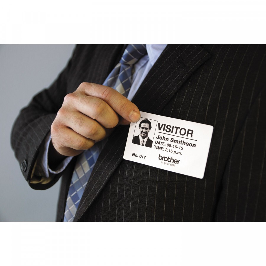 Brother QL-820NWB QL820NWBYJ1 tlačiareň samolepiacich štítkov.