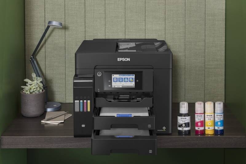 Epson L6570 C11CJ29402 atramentová multifunkcia.

S touto ľahko použiteľnou tlačiarňou EcoTank môžete tlačiť, skenovať, kopírovať a faxovať dokumenty pri naozaj výnimočne nízkych nákladoch na jednu stranu.

* LCD displej: Typ: Farebný, Dotyková obrazovka, Uhlopriečka: 10,9 cm
* Tlačová hlava PrecisionCore
* Tlač, Skenovanie, kopírovanie, Fax

Formát tlačiarne:  A4
Rozlíšenie[DPI]:  4.800 x 1.200 dpi
Rýchlosť tlače [str./min.]:  32 Str./min Čiernobielo (obyčajný papier), 32 Str./min Colour (obyčajný papier)
Rýchlosť čiernej tlače [str./min.]:  25 Str./min - ISO/IEC 24734
Rýchlosť farebnej tlače [str./min.]:  25 Str./min - ISO/IEC 24734
Rýchlosť obojstrannej tlače ISO/IEC 24734: 21 A4 str./min.
Tlač prvej strany [sek.]:  Čiernobielo 5,5 s, Farebne 6 s

Obojstranná tlač:  Áno (A4, obyčajný papier)
Automatický podávač pre skenovanie:  áno
Spracovanie médií:  Automatický podávač dokumentov, obojstranná kópia (A4, obyčajný papier), Automatický podávač dokumentov, obojstranný fax (A4, obyčajný papier), Automatický podávač dokumentov, obojstranné skenovanie (A4, obyčajný papier), Automatická obojstranná tlač (A4, obyčajný papier)

Kapacita zásobníka [str.]: 

Automatický podávač dokumentov: 50 Strán
Kapacita výstupného zásobníka: 125 Listov
Kapacita zásobníka papiera: 550 Listov Štandardná

Rozhranie:  USB, Ethernet, bezdrôtová sieť LAN IEEE 802.11a/b/g/n/ac (WiFi 5), Wi-Fi Direct

Skenér: 

Obojstranné skenovanie
Rýchlosť jednostranného skenovania (A4 čiernobielo): 27,5 ipm s ADF skenom 5 sek.
Rýchlosť obojstranného skenovania (A4 čiernobielo): 11 ipm with ADF scan
Rýchlosť jednostranného skenovania (A4 farebne): 9 ipm with ADF scan 10 sec.
Rýchlosť obojstranného skenovania (A4 farebne): 6 ipm with ADF scan
Skenovacie rozlíšenie: 1.200 dpi x 2.400 dpi (horizontálne x vertikálne)
Optické rozlíšenie (ADF): 1.200 dpi x 2.400 dpi (horizontálne x vertikálne)
Výstupné formáty: BMP, JPEG, TIFF, multi-TIFF, PDF, PNG
Typ skenera: Contact image sensor (CIS)

Fax:  Čiernobiele aj farebné faxovanie bez nutnosti zapínať počítač

Spotreba [W]:  19 W (samostatné kopírovanie, vzor ISO/IEC 24712), 0,8 W (úsporný režim), 9,1 W Pripravené, 0,2 W (vypnutie), TEC 0,14 kWh/týždeň
Rozmery:  425 x 500 x 350 mm (šírka x hĺbka x výška)
Hmotnosť [kg]:  17,8 kg

Podporované operačné systémy:  Mac OS X 10.6.8 alebo novší, Windows 10 (32/64 bit), Windows 7 (32/64 bit), Windows 8 (32/64-bitová verzia), Windows 8.1 (32/64 bit), Windows Server 2008 R2, Windows Server 2012 R2, Windows Server 2016, Windows Vista (32/64bitová verzia), Windows XP Professional x64 Edition SP2 alebo novší, Windows XP SP3 alebo novší (32-bit), Windows Server 2003 R2, spectextoptionoperatingsystemswin2003ii2, Verzia Windows XP Professional x64

Obsah balenia: 1 sada atramentu (1 × 127 ml BK, 3 × 70 ml CMY), Hlavné zariadenie, napájací kábel, Úvodná príručka, User guide

Záruka: 24 mesiacov
 
!
Chcete ZDARMA predĺžiť záruku na 3 roky?