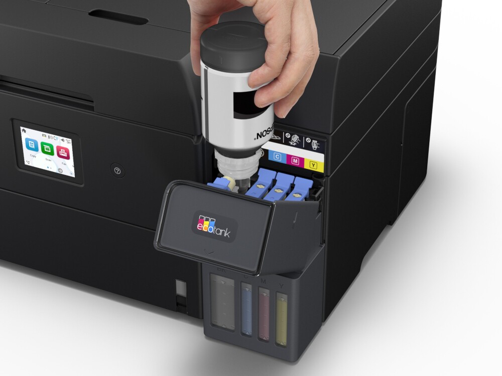 Epson EcoTank L6390 C11CL40405 atramentová multifunkcia.
(obálka), C6 (obálka), 10 x 15 cm, 13 x 18 cmRozlíšenie [DPI]: 4.800 x 1.200 dpi 
Rýchlosť tlače [str./min.]: 18 Str./min Čiernobielo, 9 Str./min Colour
Max.
Obojstranná tlač: Áno
Automatický podávač pre skenovanie:  ÁnoKapacita zásobníka [str.]:  250 Listov Štandardné

* Automatický podávač dokumentov: Áno
* Kapacita zásobníka papiera: 250Duplexná tlač:  Áno (A4, obyčajný papier)Okraje tlače: 0 mm horný, 0 mm pravý, 0 mm spodný, 0 mm ľavý (Ak je definovaný okraj.
dokumentov – obojstranné skenovanie (obyčajný papier A4), Automatická obojstranná tlač (A4, obyčajný papier), Tlač bez okrajov Skenner:

* Skenovacie rozlíšenie: 1.200 dpi x 2.400 dpi (horizontálne x vertikálne)
* Typ skenera: Contact image sensor (CIS)Fax:

*Voliteľ rýchlosti faxu (max.): 100 mien a čísel
*Pamäť stránok: až 100 strán (ITU-T, tabuľka č.
*Faxové funkcie: Faxovanie z PC, Automatické opakovanie, Adresár, Rozosielanie faxu, Náhľad faxu, Prijatie prieskumuSpotreba [W]: 15 W (samostatné kopírovanie, vzor ISO/IEC 24712), 0,7 W (úsporný režim), 7,4 W Pripravené, 0,1 W (vypnutie), TEC 0,1 kWh/týždeň)Rozmery (šírka x hĺbka x výška): 375 x 347 x 240 mmHmotnosť [kg]: 7,3 kg Podporované operačné systémy: Mac OS X 10.9.5 alebo novší, Windows 10 (32/64 bit), Windows 11, Windows 7 (32/64 bit), Windows 8
(32/64bitová verzia), Windows 8.1 (32/64 bit), Windows Server 2008 (32/64bitová verzia), Windows
Server 2008 R2, Windows Server 2012 (64bit), Windows Server 2012 R2, Windows Server 2016,
Windows Server 2019, Windows Server 2022 Obsah balenia: 1 sada atramentu (1 × 127 ml BK, 3 × 70 ml CMY) + Extra Black, Hlavné zariadenie, napájací kábel, Záručný dokument, sprievodca rýchlou inštaláciouZáruka: 1 rok