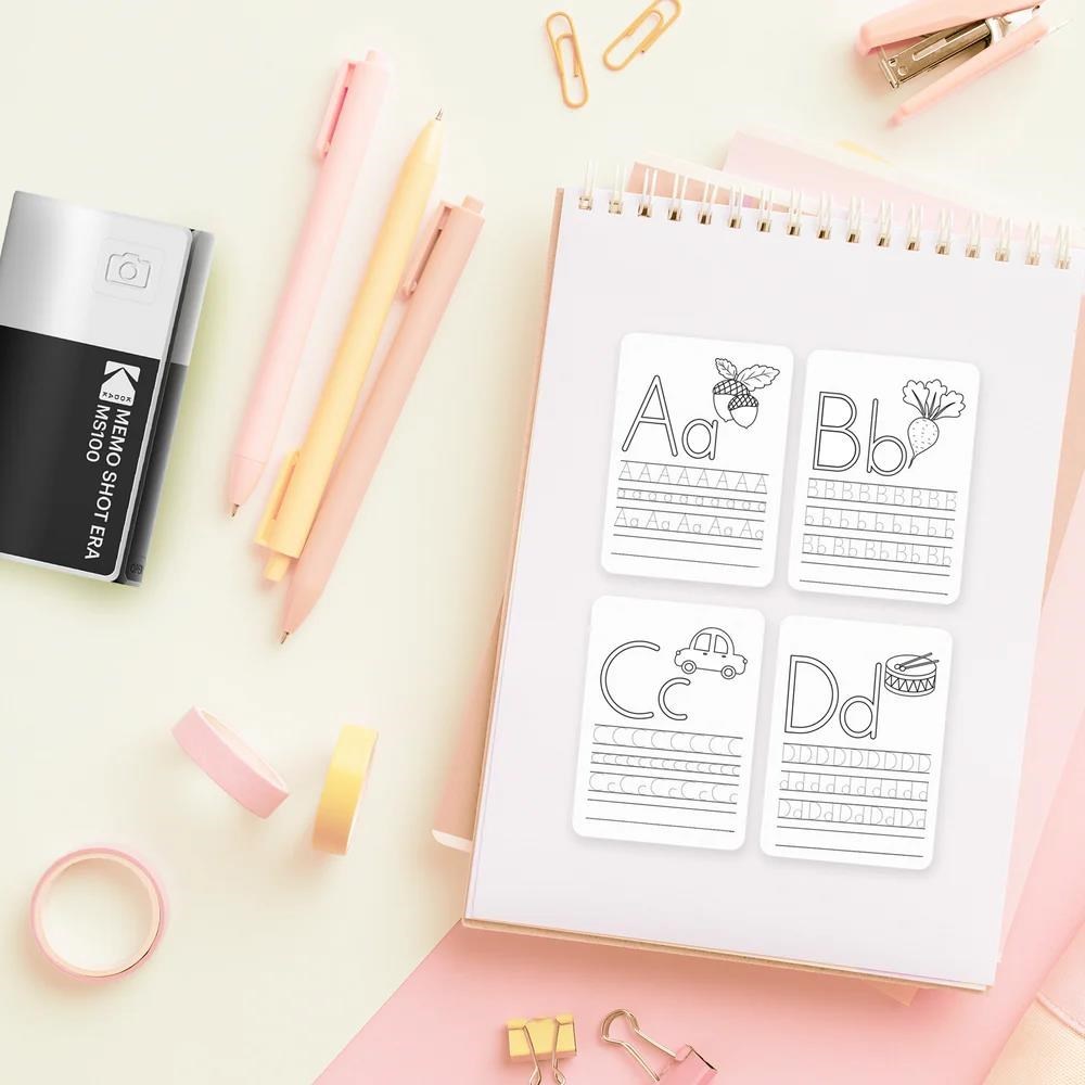 KODAK fotoaparát s tiskárnou štítků MemoShot Era MS100.
Fotoaparát s tlačou etikiet inšpirovaný ikonickým dizajnom filmových kaziet Kodak.
Kazety sú vyrobené z papiera bez BPA, v lekárskej kvalite, vyrobeného v Kórei, a sú bezpečné pre všetkých používateľov.
Mobilný OS: iOS, Android
Pripojenie: Bluetooth

Tlač
Technológia tlače: termotlač (iba čiernobiela tlač)
Veľkosť etikety: 2,7 × 1,8