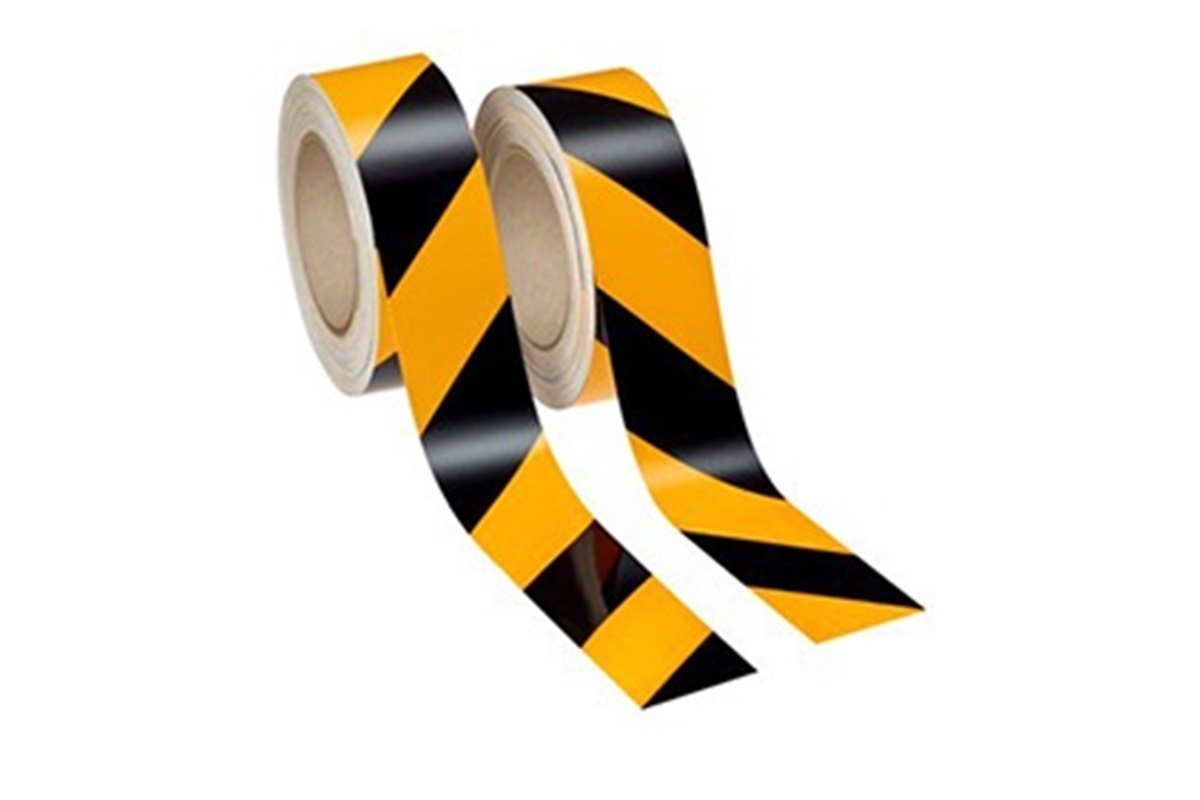 Levně 3M 13058 AP Výstražná páska, černo-žluté šrafování, levé 25 m + pravé 25 m, šíře 50 mm