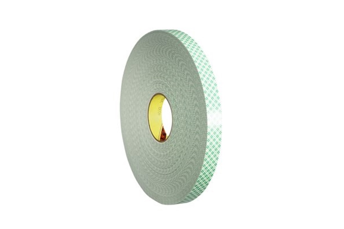 3M 4026 Pěnová oboustranně lepicí páska, tl. 1,6 mm, 25 mm x 33 m