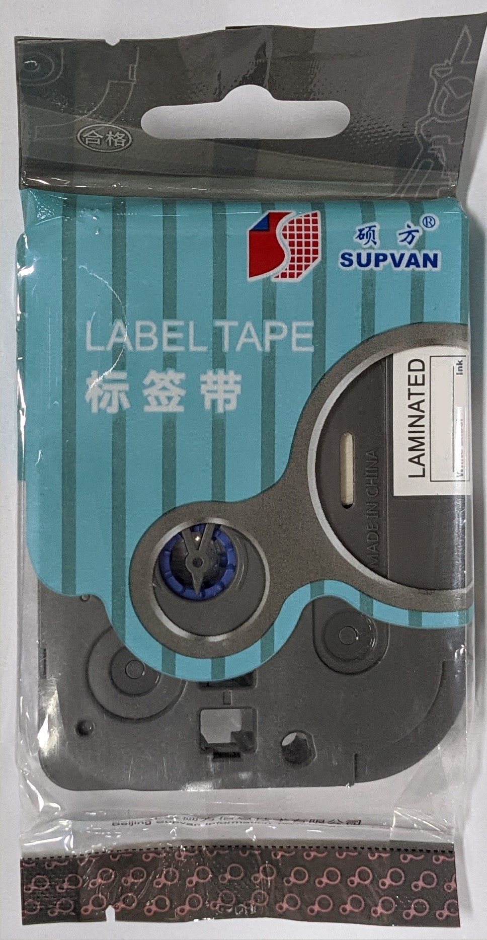 Samolepicí páska Supvan L-421E, 9mm x 8m, čierna tlač / červený podklad, laminovaná